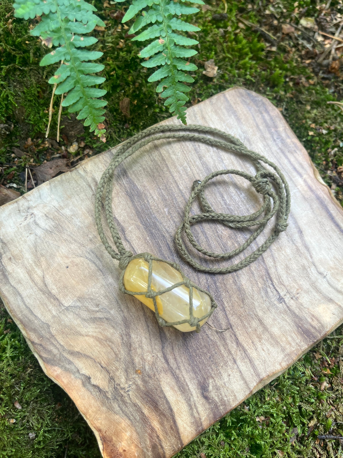 Prosperity & Self-confidence Golden Healer Necklace ꩜