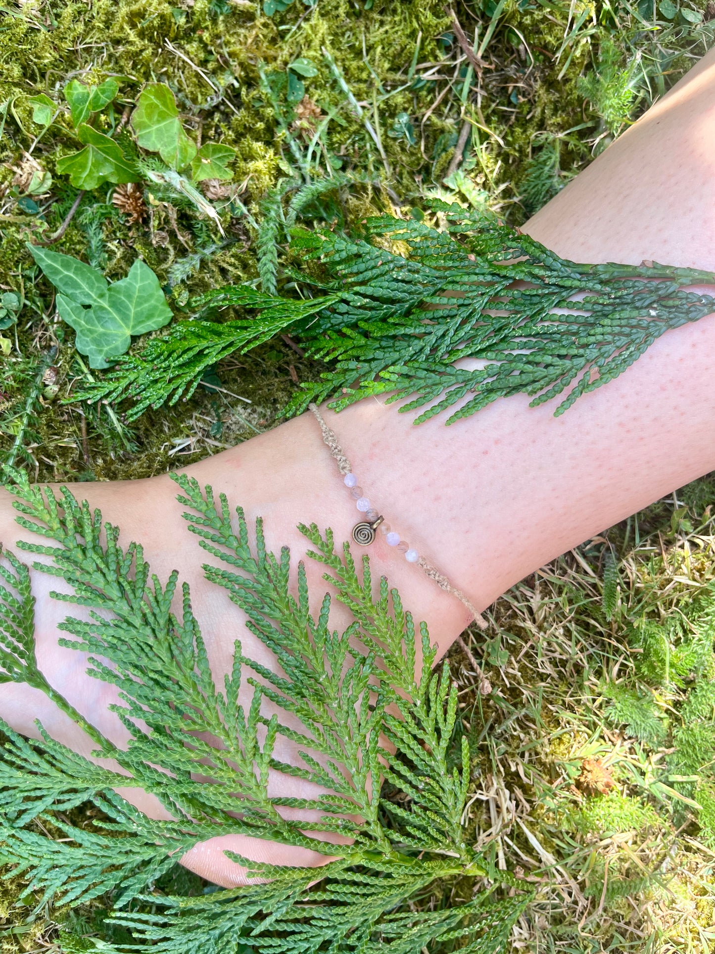 Sunstone & Kunzite Spiral Crystal Anklet ⋆.˚
