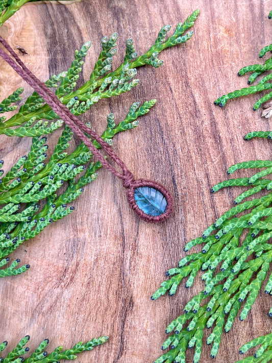 Transformation & Growth Labradorite Leaf Dainty Necklace ꩜