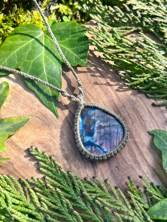 Perseverance & Courage Labradorite Necklace ⋆.˚