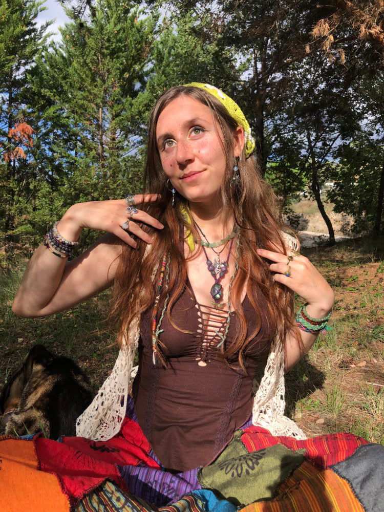 Hippie Model Nymphea Waterlily Salmon styling my handnade Crystal Labradorite Necklace